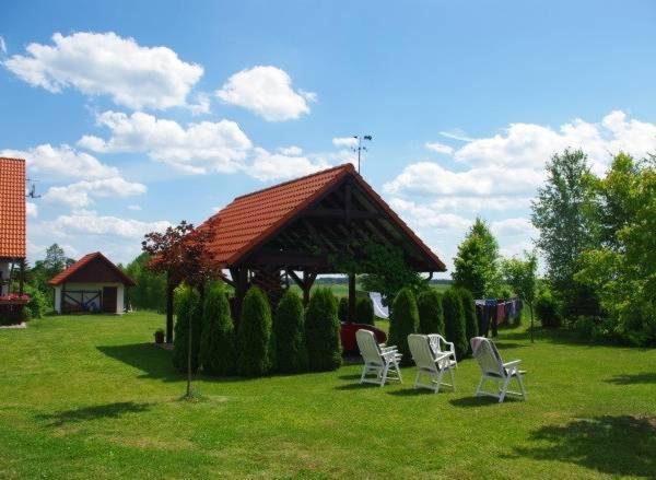 Mietkie Pole Villa Buitenkant foto